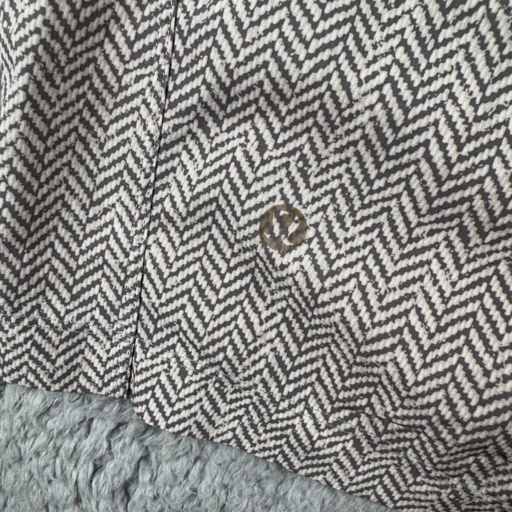 Lululemon T.H.E. Lined Short Mens Grey Stretch Aztec No Tag 28" - Picture 7 of 8